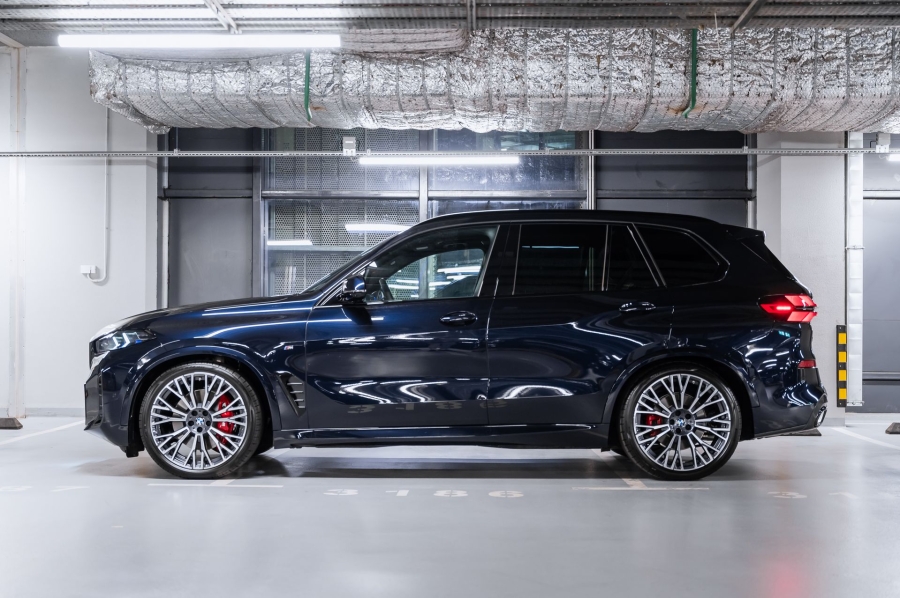 BMW X5 xDrive40d M Sport Pro черный в Crystal Car под заказ