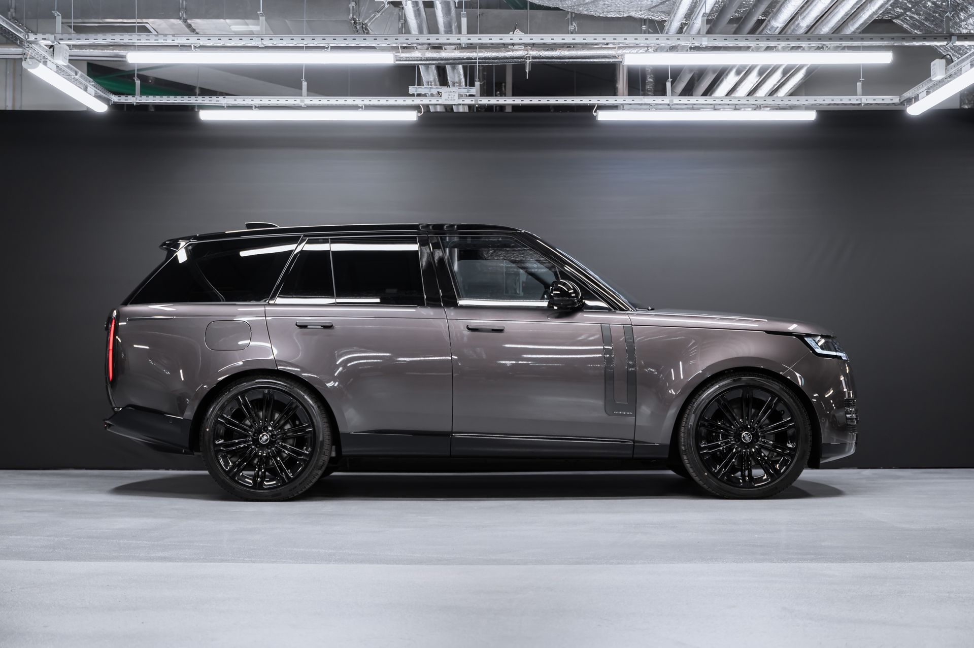 Land Rover Range Rover Autobiography D350 в Crystal Car под заказ