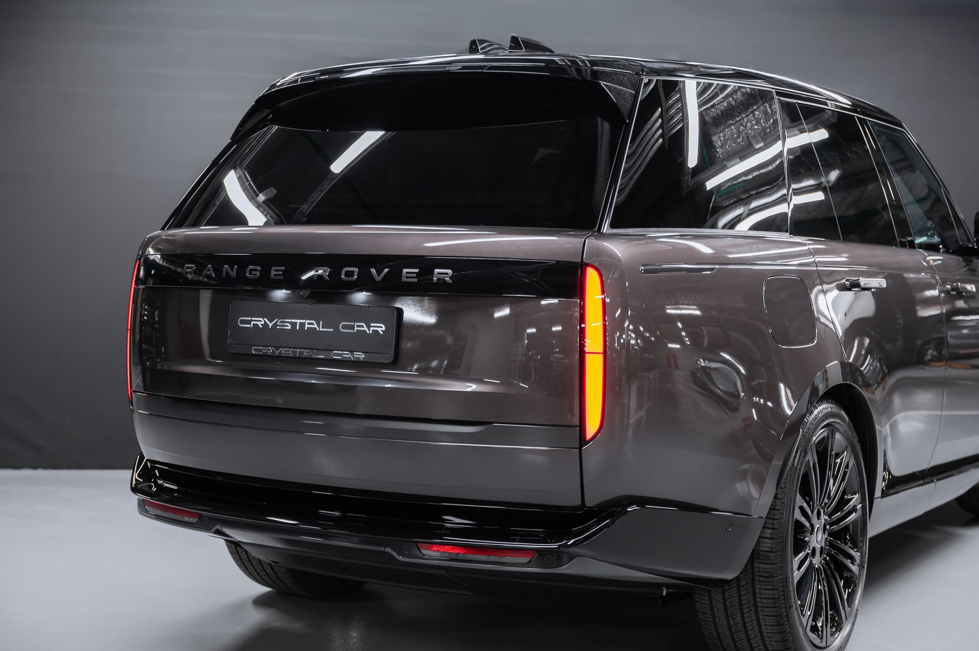 Land Rover Range Rover Autobiography D350 в Crystal Car под заказ