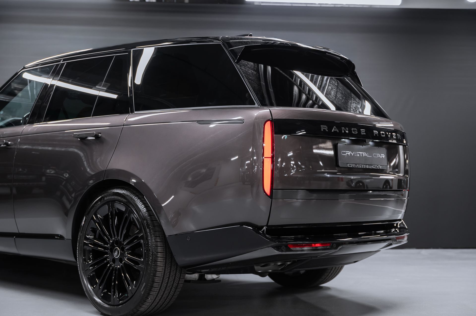 Land Rover Range Rover Autobiography D350 в Crystal Car под заказ