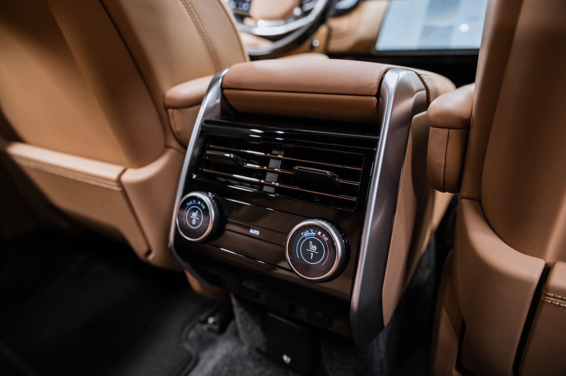 Land Rover Range Rover Autobiography D350 в Crystal Car под заказ