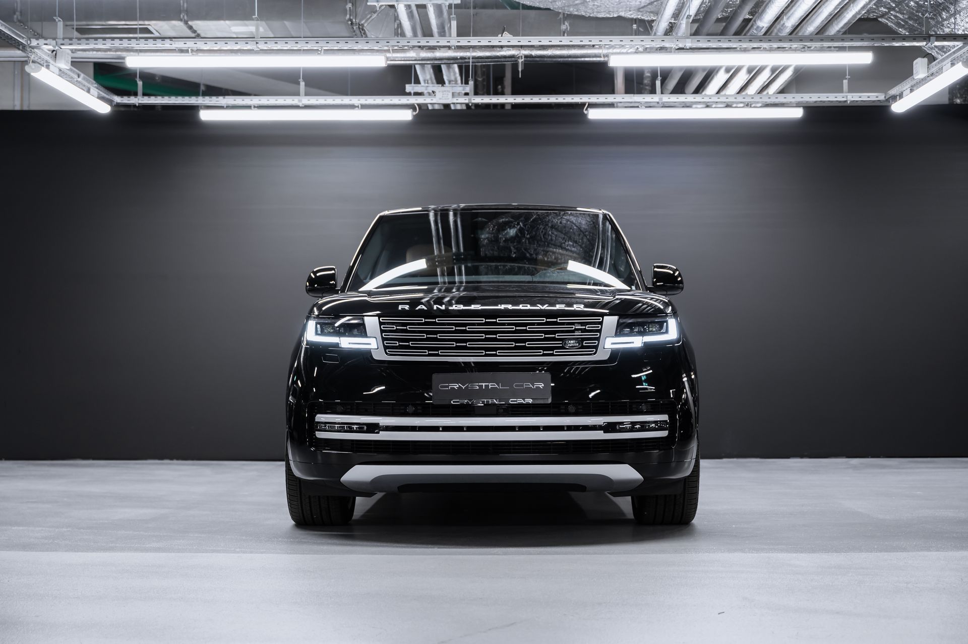 Семиместный Land Rover Range Rover Autobiography D350 Long в Crystal Car под заказ