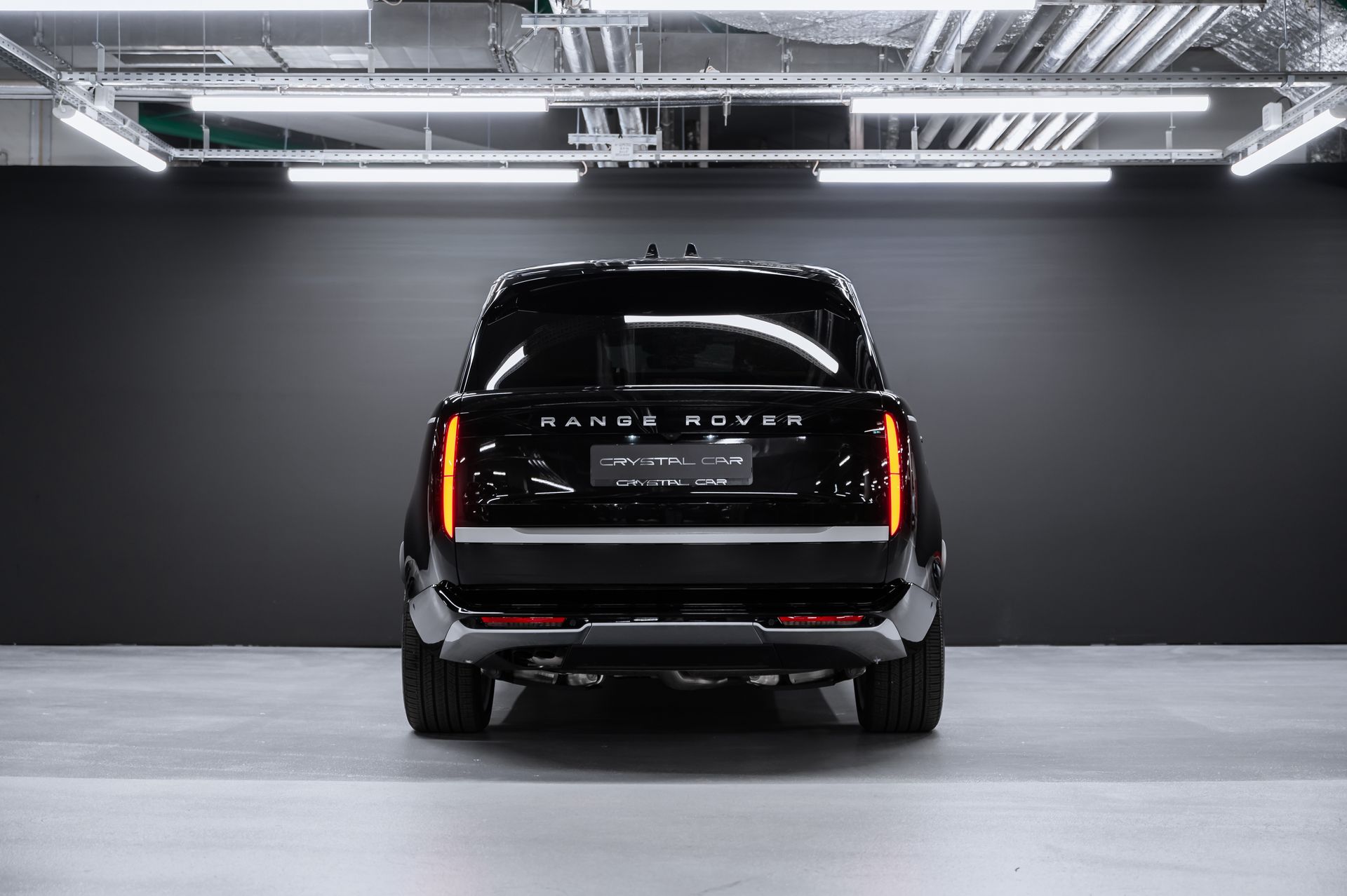 Семиместный Land Rover Range Rover Autobiography D350 Long в Crystal Car под заказ