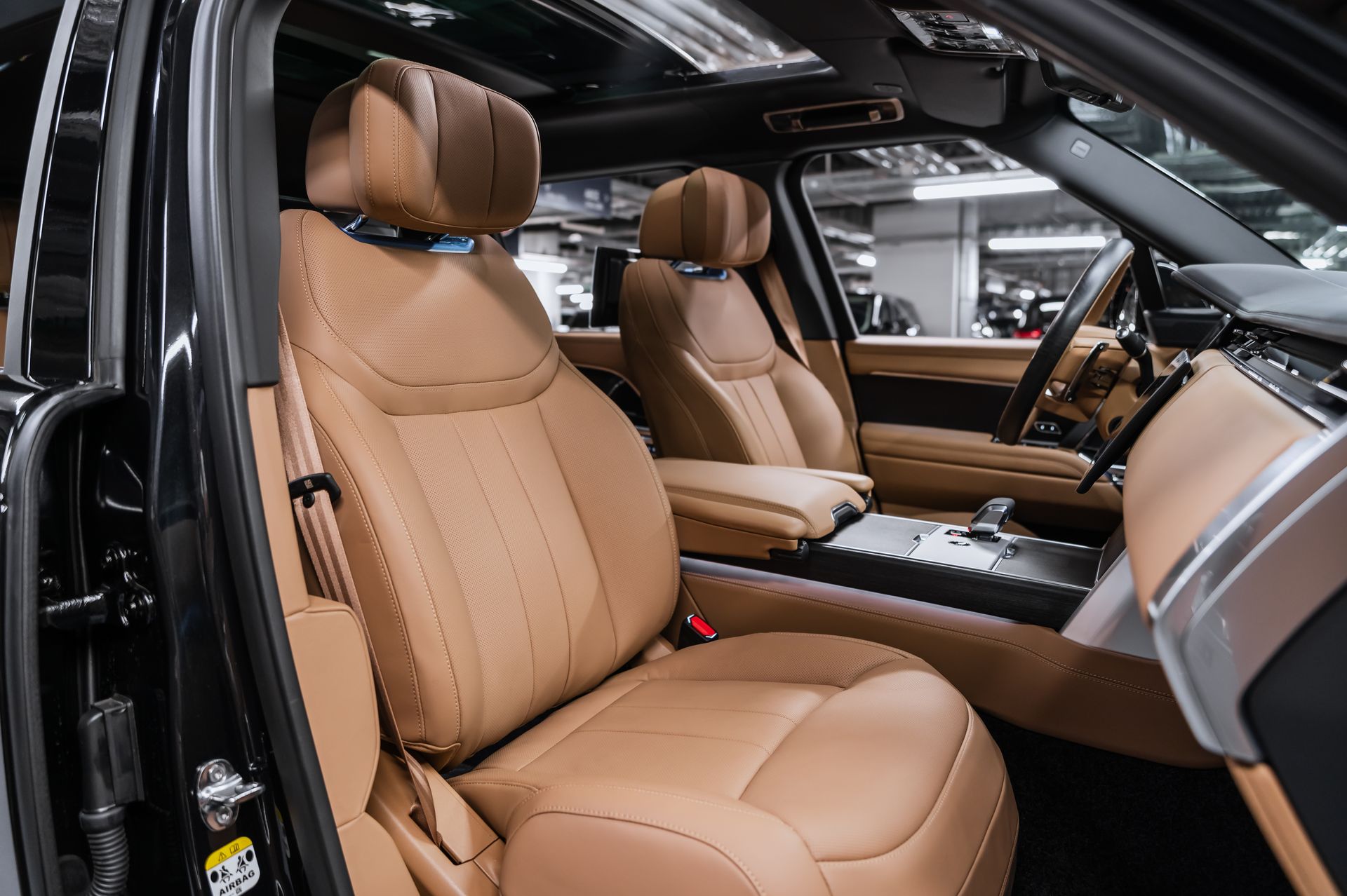 Семиместный Land Rover Range Rover Autobiography D350 Long в Crystal Car под заказ