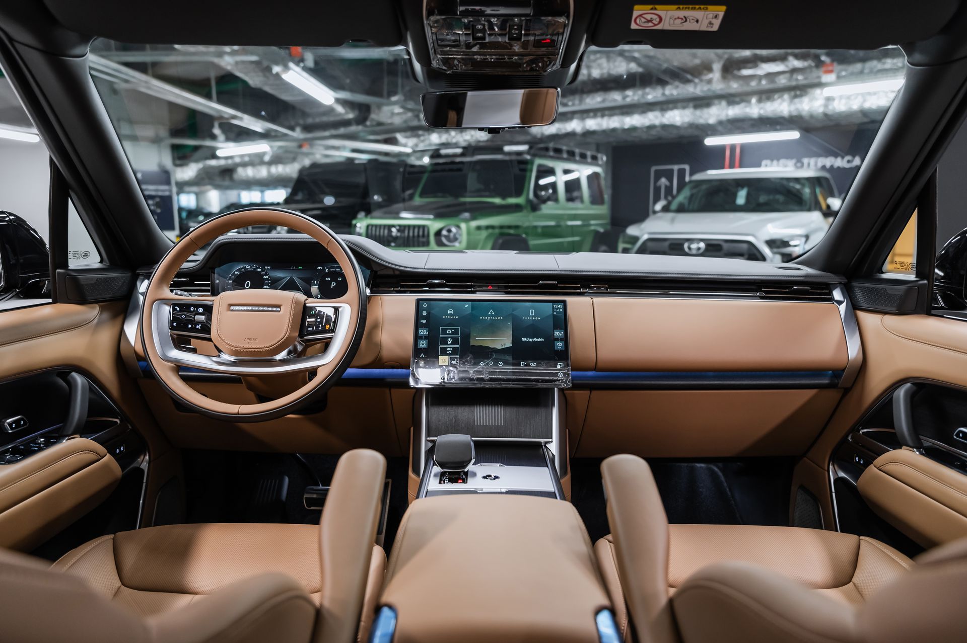 Семиместный Land Rover Range Rover Autobiography D350 Long в Crystal Car под заказ