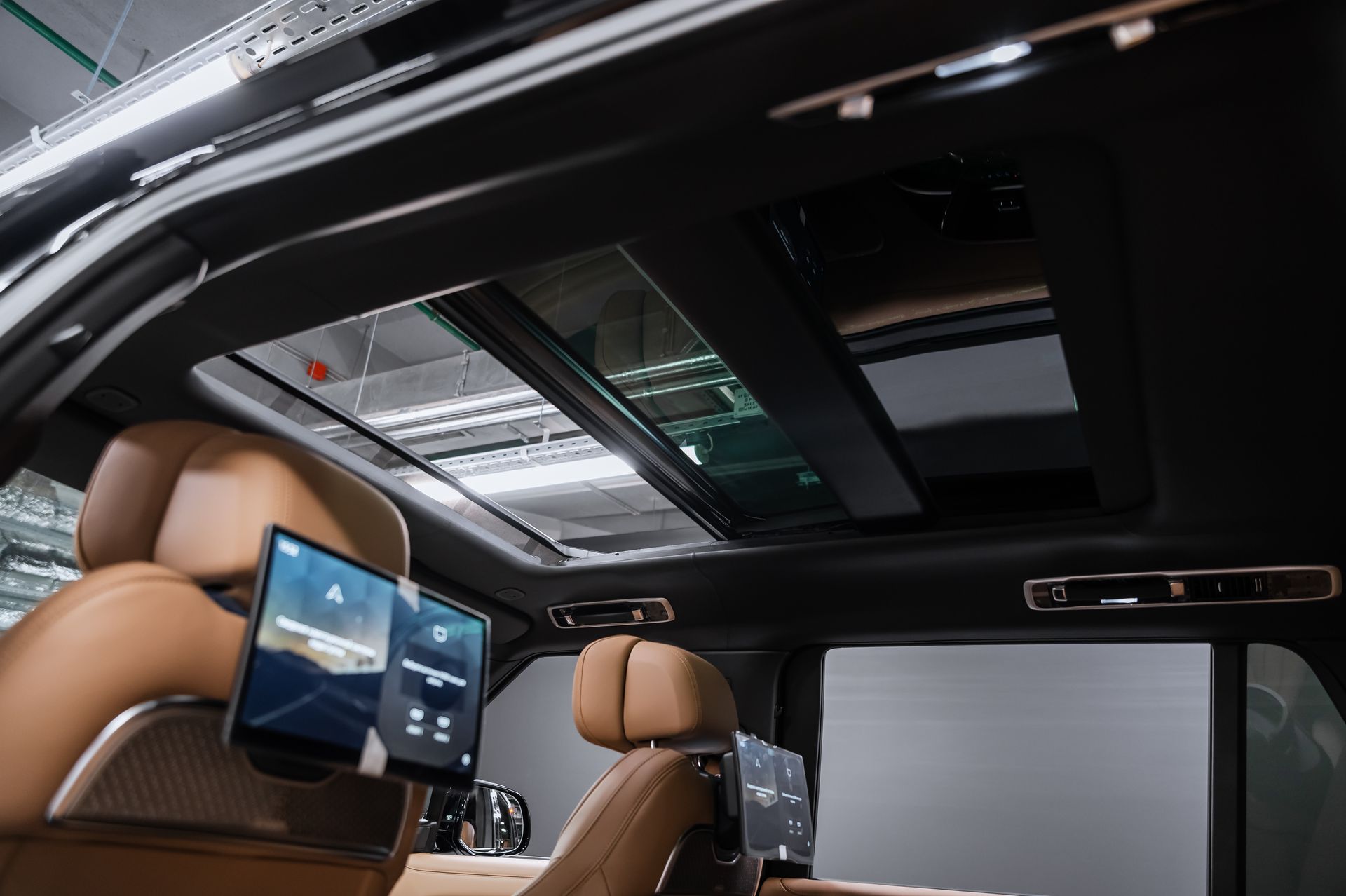 Семиместный Land Rover Range Rover Autobiography D350 Long в Crystal Car под заказ