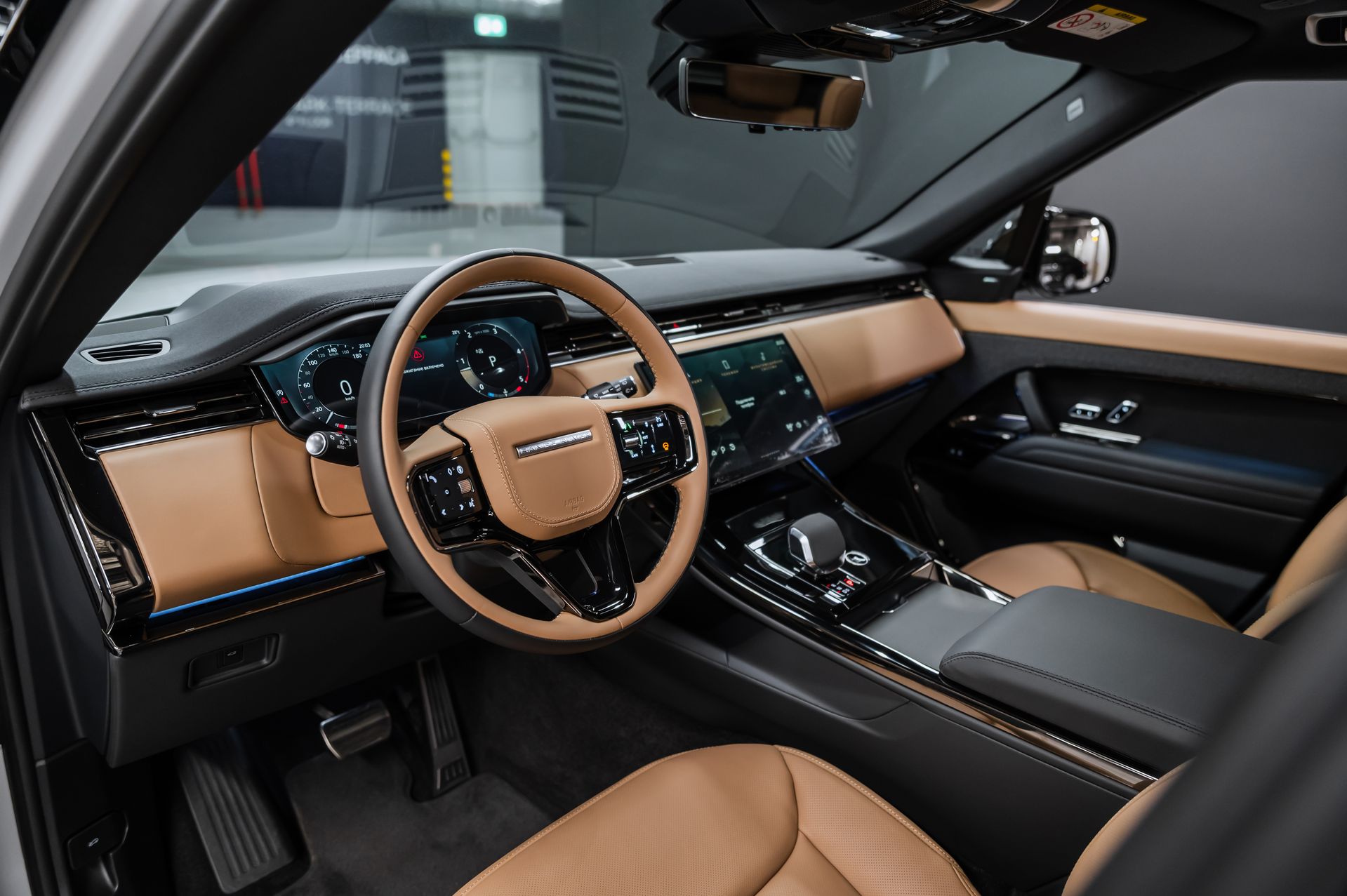 Белый Land Rover Range Rover Sport Autobiography в Crystal Car под заказ