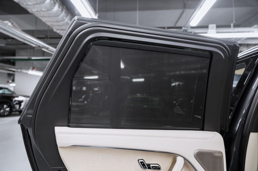 Серый Land Rover Range Rover SV в Crystal Car под заказ