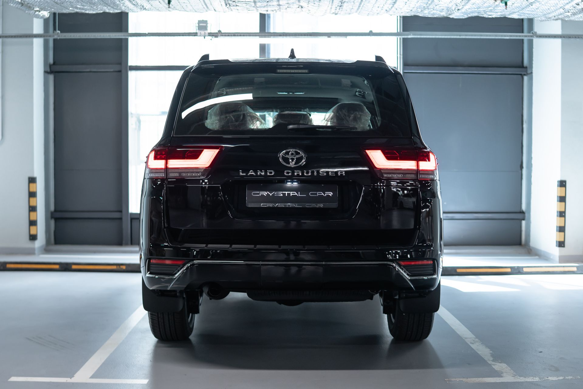 Toyota Land Cruiser VX+ (5 мест)