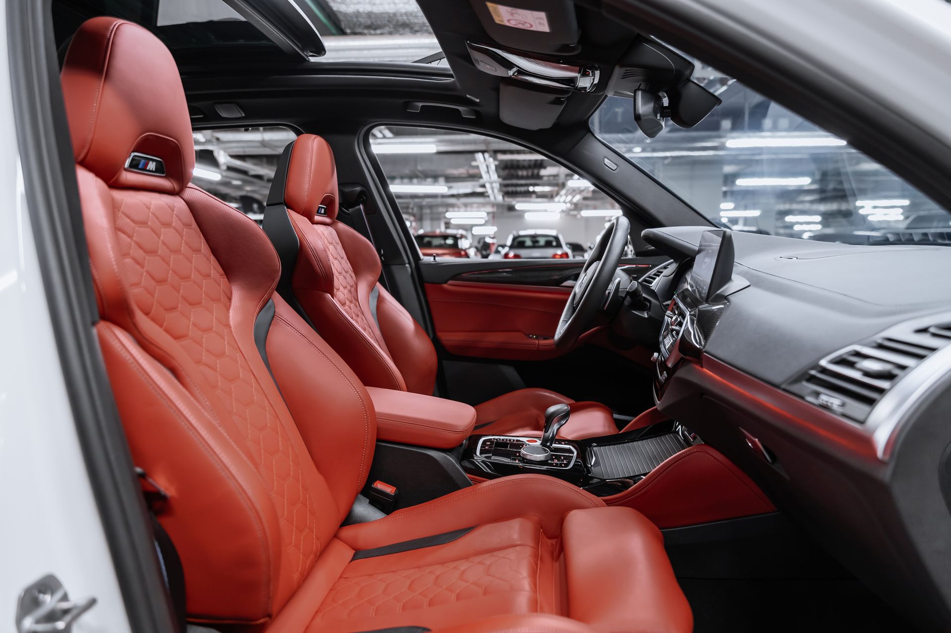 BMW X3 M бензин белый в Crystal Car под заказ