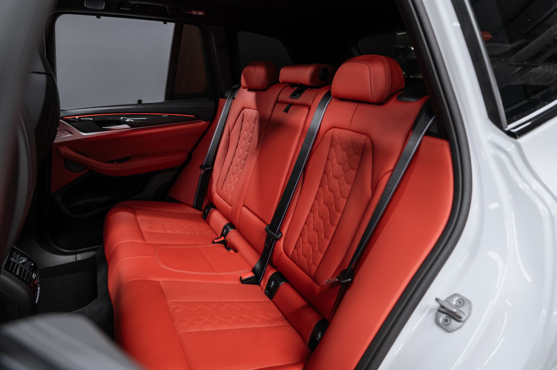 BMW X3 M бензин белый в Crystal Car под заказ