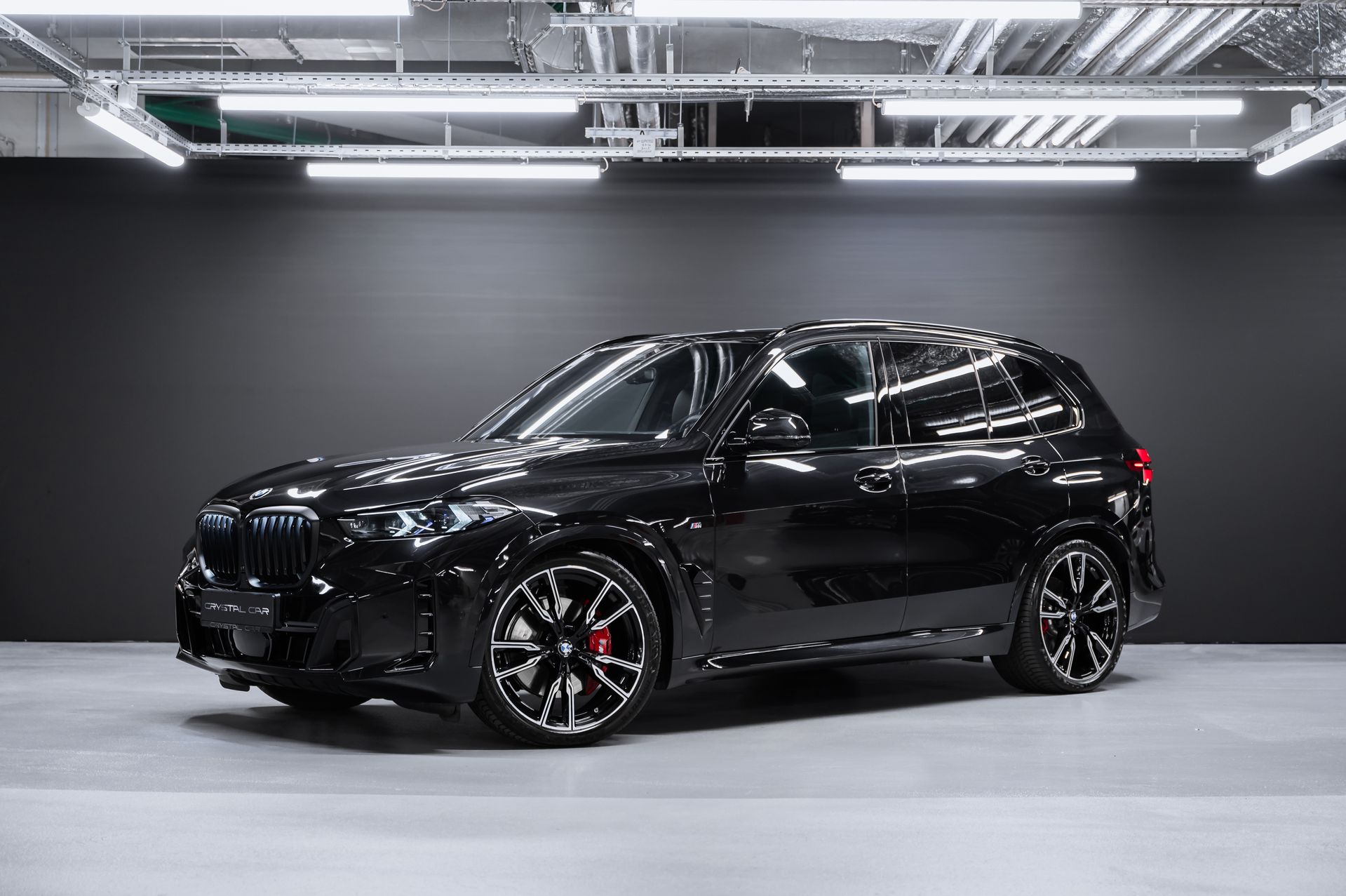 BMW X5 xDrive40d M Sport Pro черный в Crystal Car под заказ