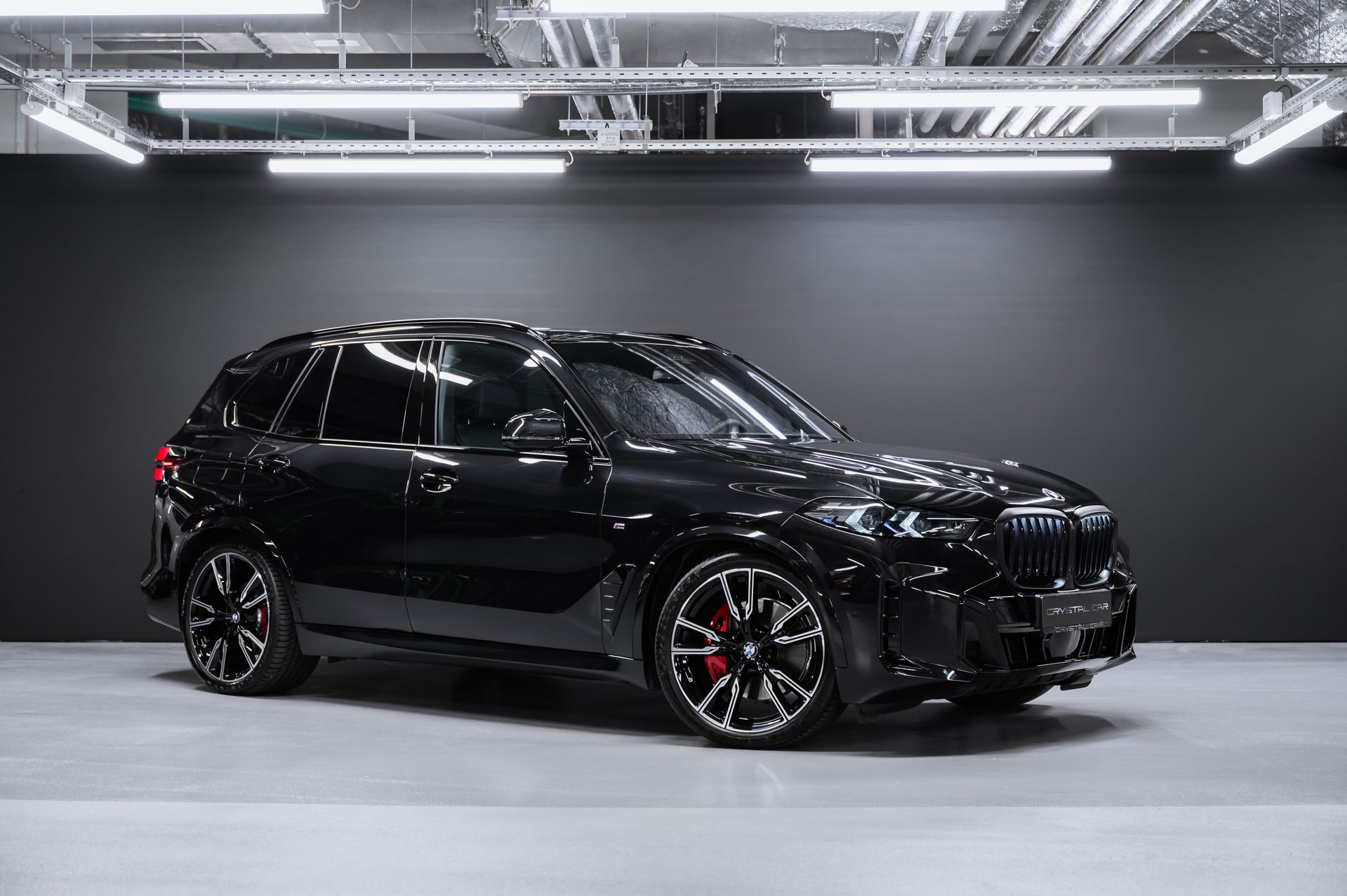 BMW X5 xDrive40d M Sport Pro черный в Crystal Car под заказ