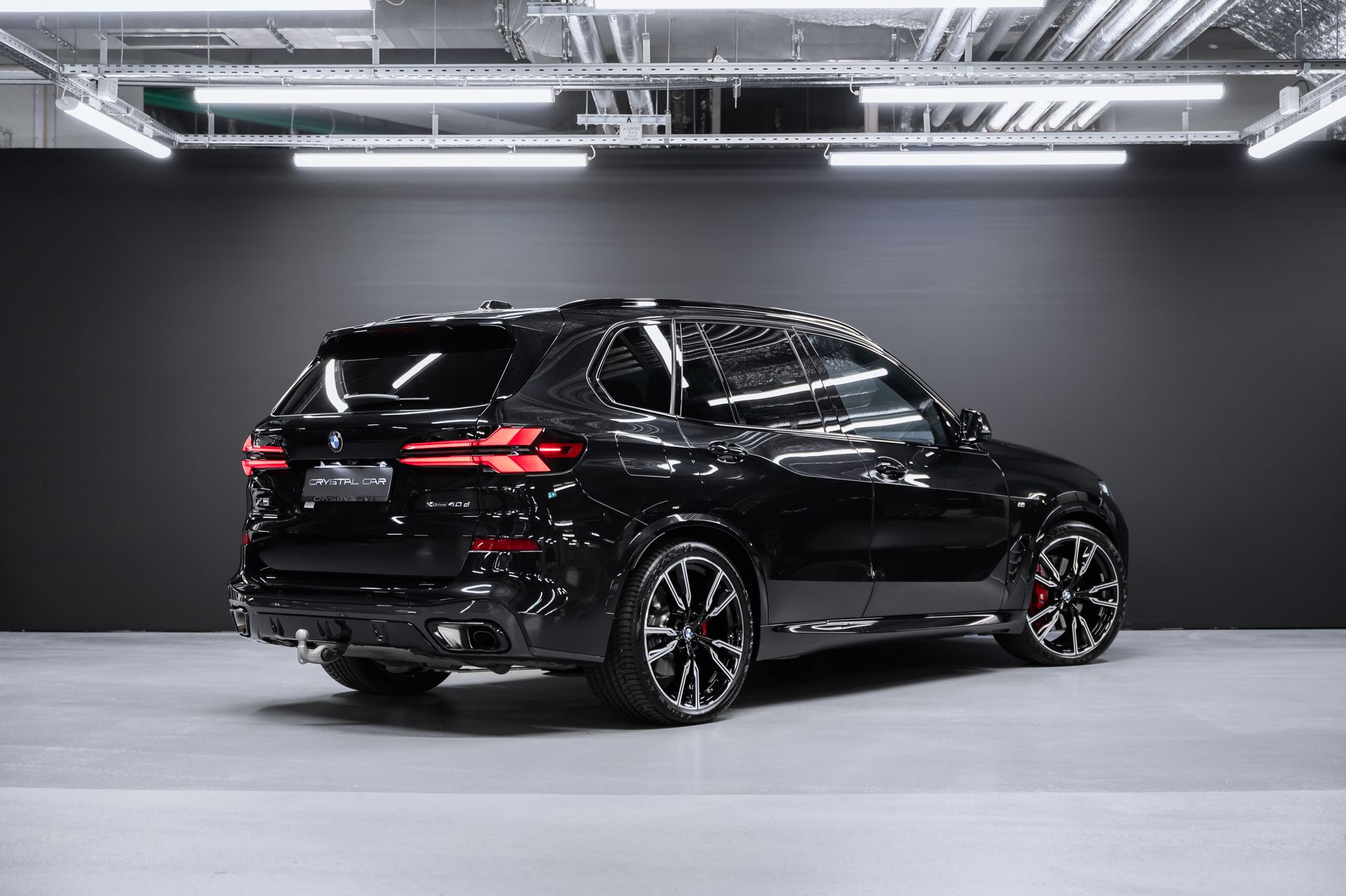 BMW X5 xDrive40d M Sport Pro черный в Crystal Car под заказ