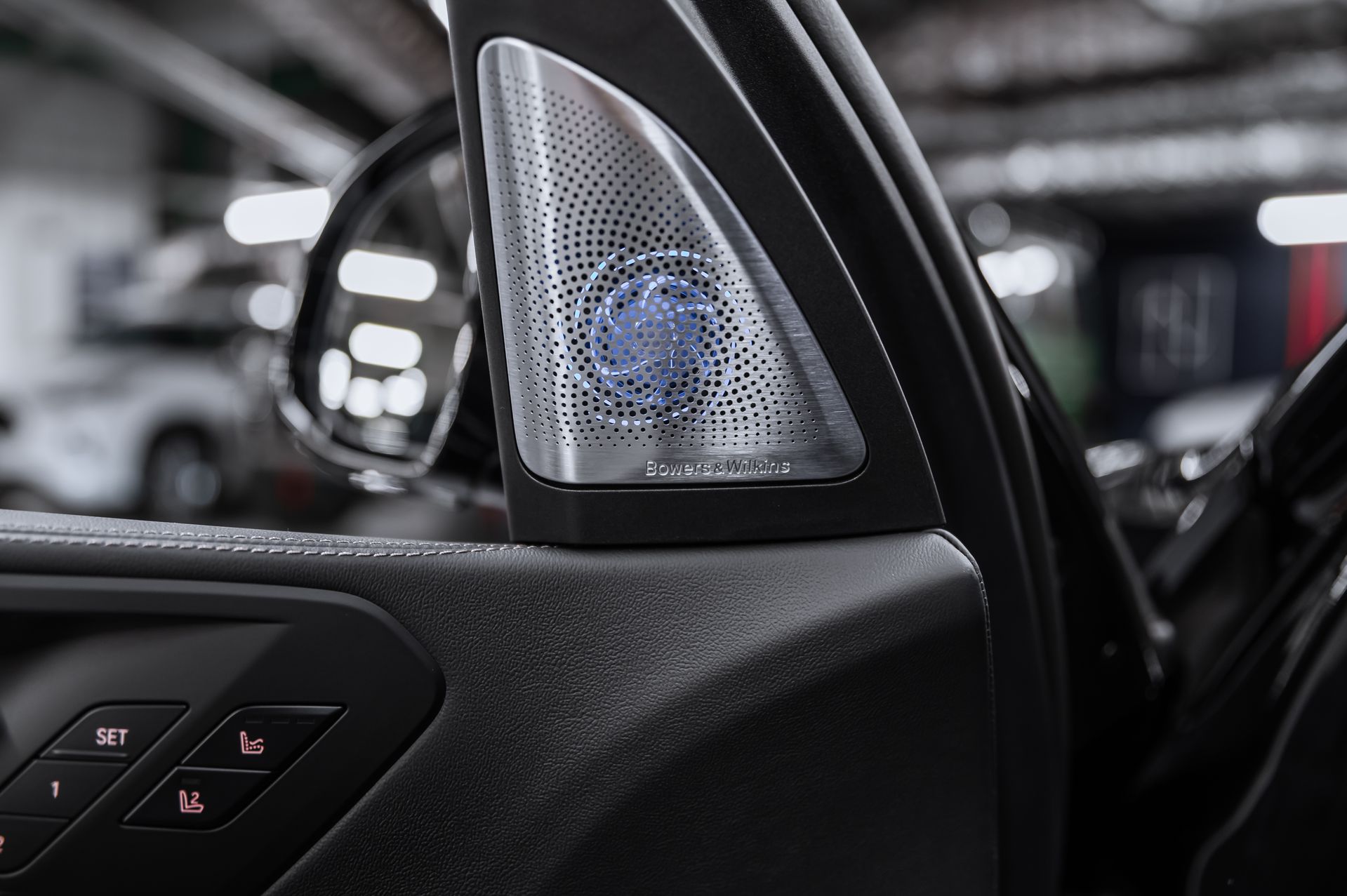 BMW X5 xDrive40d M Sport Pro черный в Crystal Car под заказ