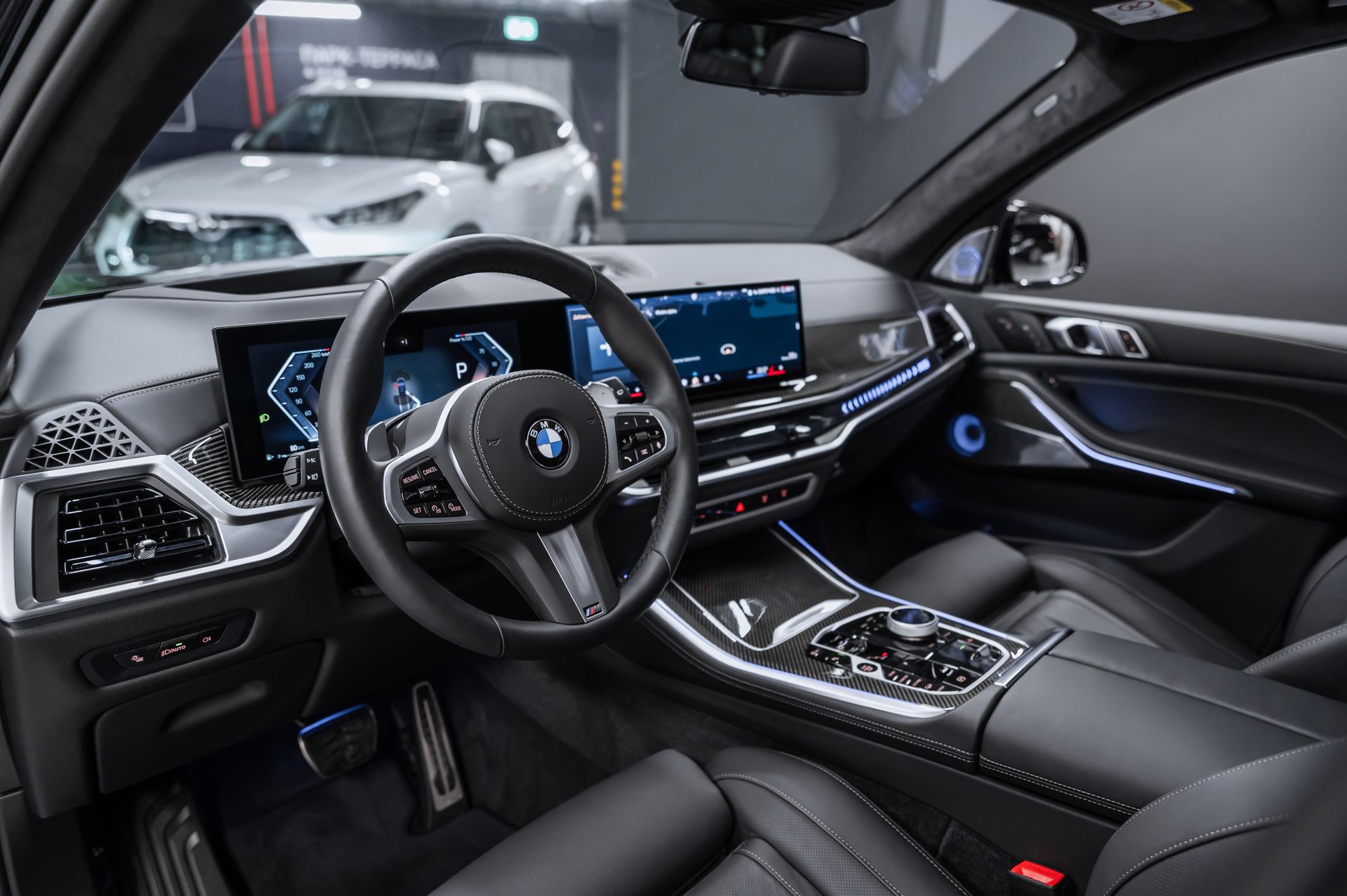 BMW X5 xDrive40d M Sport Pro черный в Crystal Car под заказ