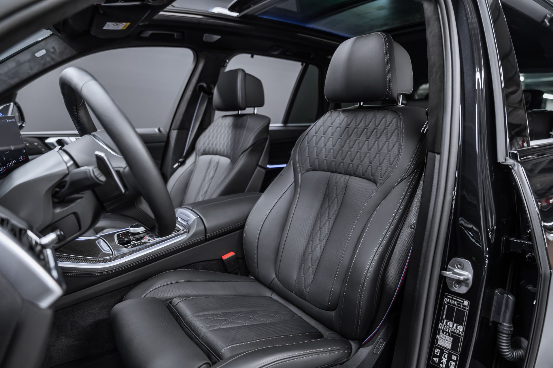 BMW X5 xDrive40d M Sport Pro черный в Crystal Car под заказ