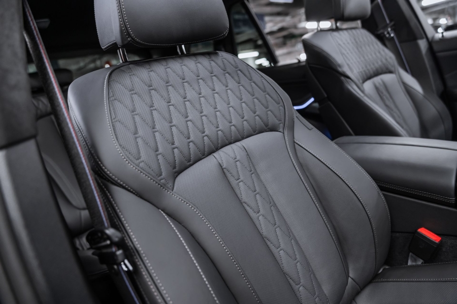 BMW X5 xDrive40d M Sport Pro черный в Crystal Car под заказ