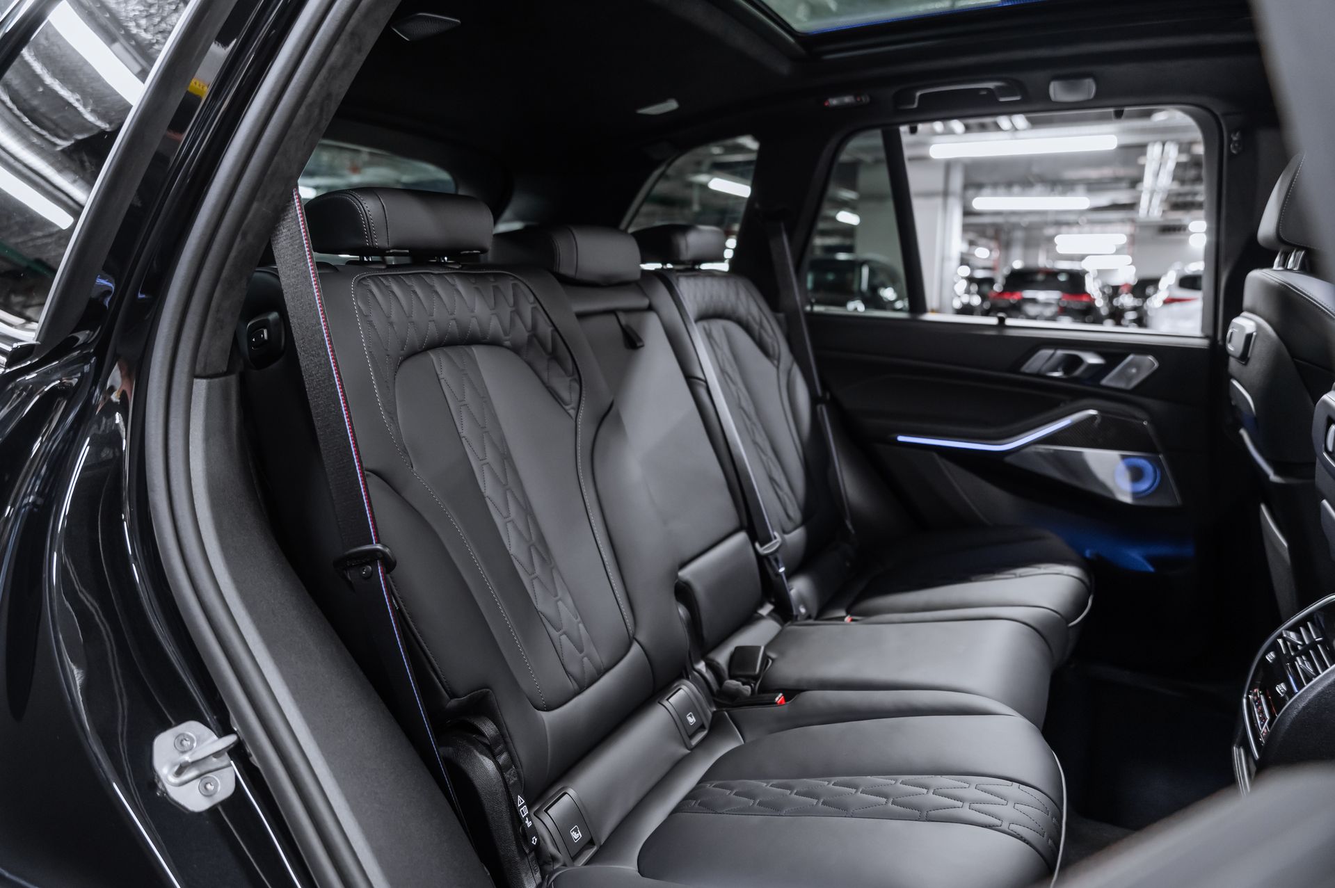 BMW X5 xDrive40d M Sport Pro черный в Crystal Car под заказ